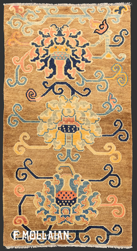 Antique Tibetan Rug n°:43553947