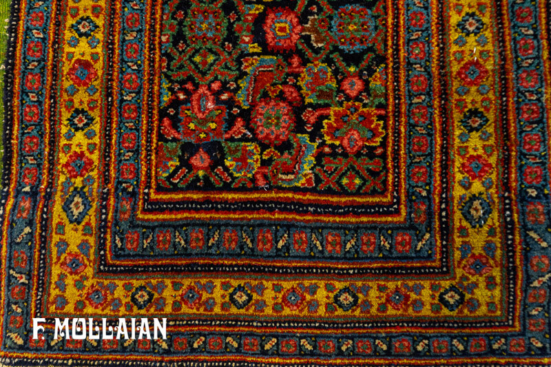 Antique Persian Senneh Rug n°:28360434