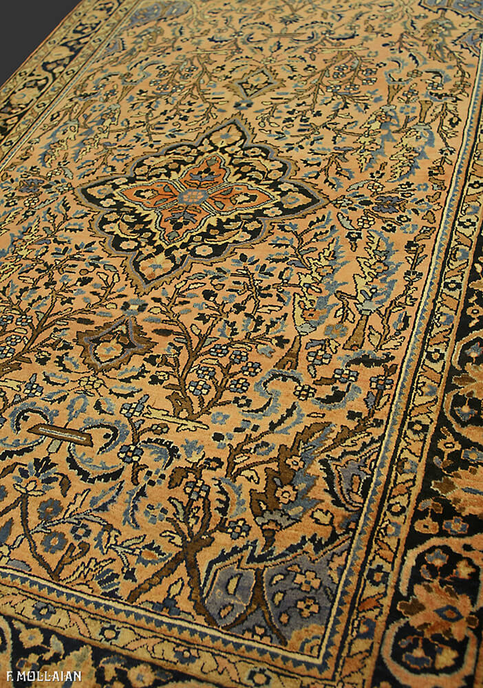 Antique Persian Saruk Rug n°:42092765