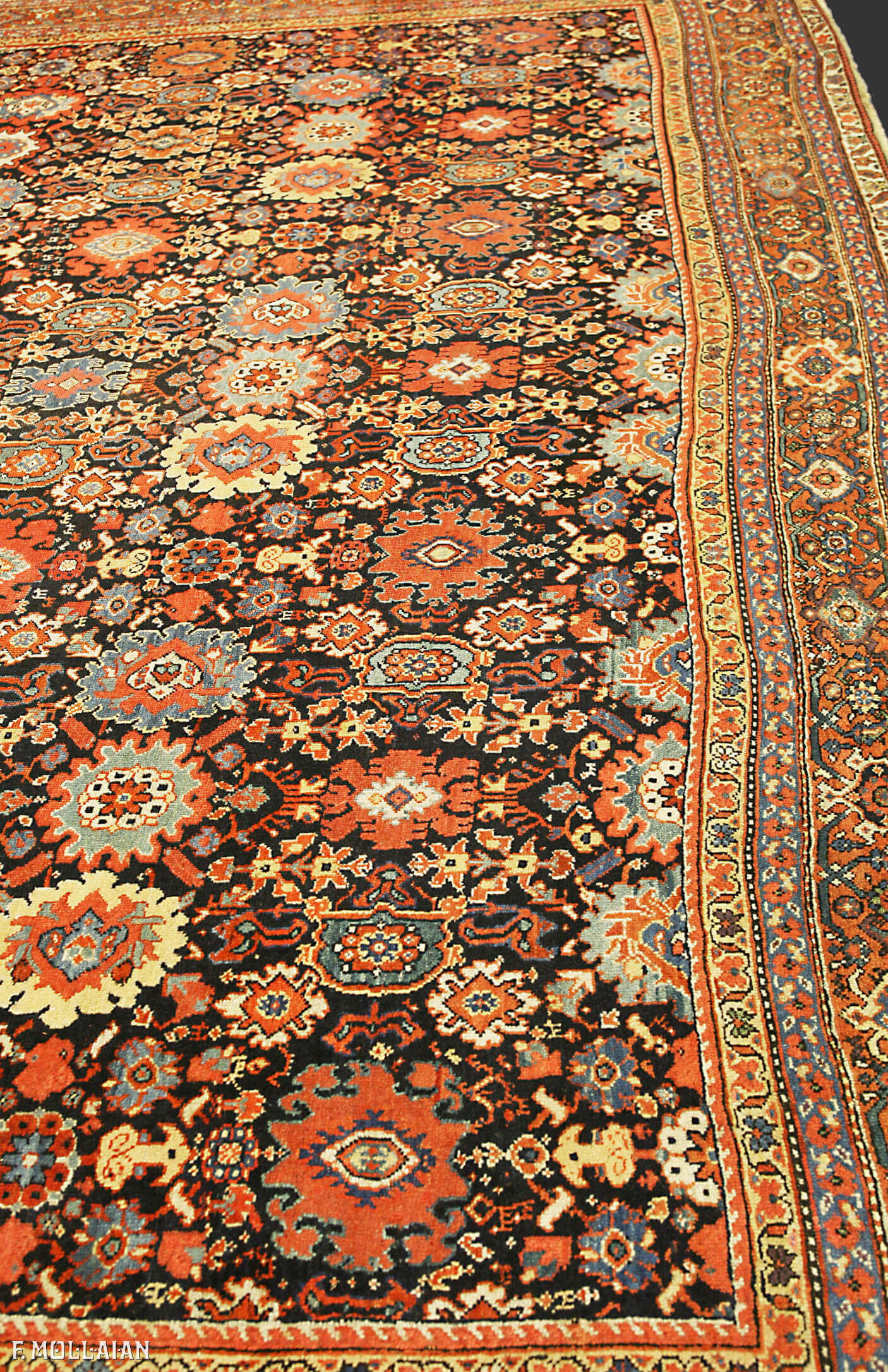 Antique Persian Farahan Carpet n°:68836545