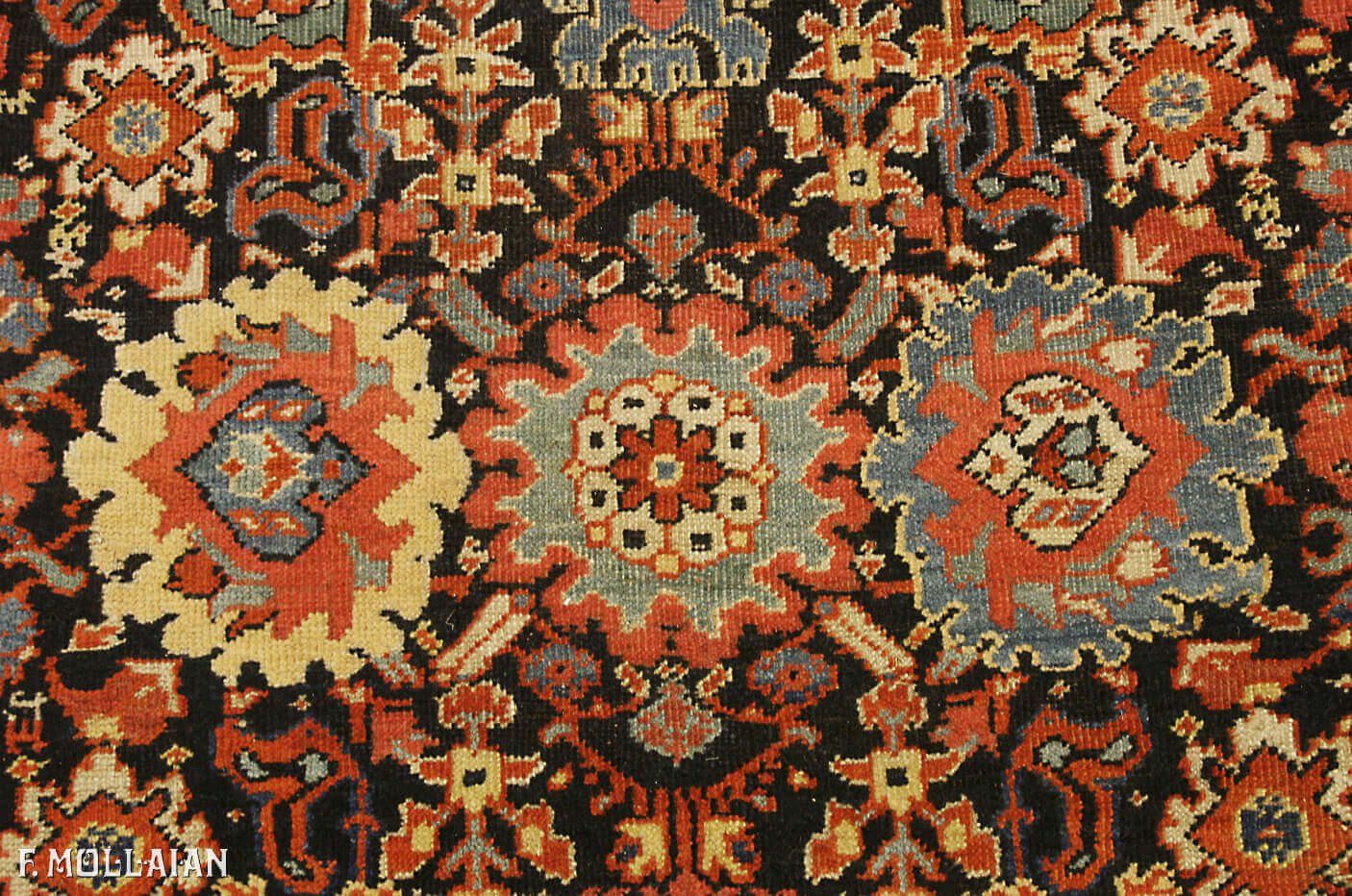 Antique Persian Farahan Carpet n°:68836545