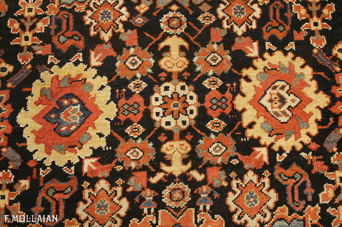 Antique Persian Farahan Carpet n°:68836545