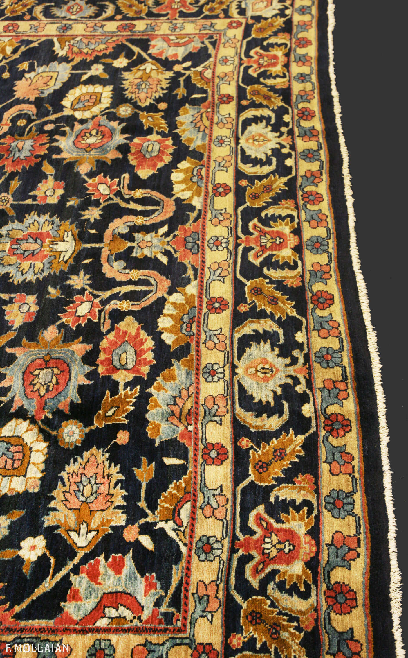 Antique Persian Saruk Mohajeran Gallery Size Carpet n°:92116590